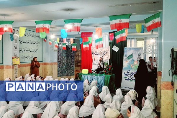 مدارس فیروزکوه غرق در شور نیمه شعبان