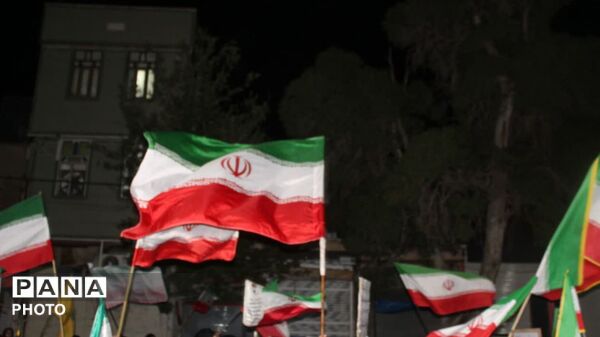خروش مردم الشتر در حمایت از آرمان‌های انقلاب