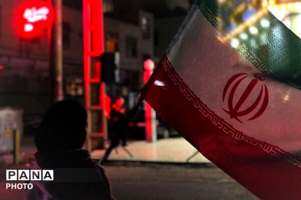 یادبود شهدا و تجدید پیمان مردمی