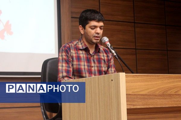  همایش تکریم از مقام معلم در اردوگاه شهید منتظری با حضور مسئولان بهارستان‌2