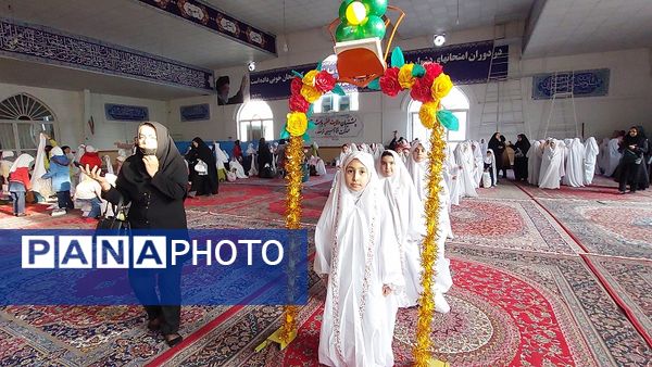جشن تکلیف دانش‌آموزان دختر پایه سوم شیروان