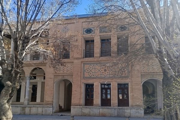 قلعه امیرمفخم دزک؛ آمیخته از معماری و هنر