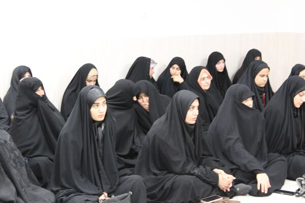 جشن ولادت حضرت فاطمه (س) در حوزه علمیه الزهرا گرمه 