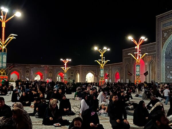 حرم در بغض عاشورا 