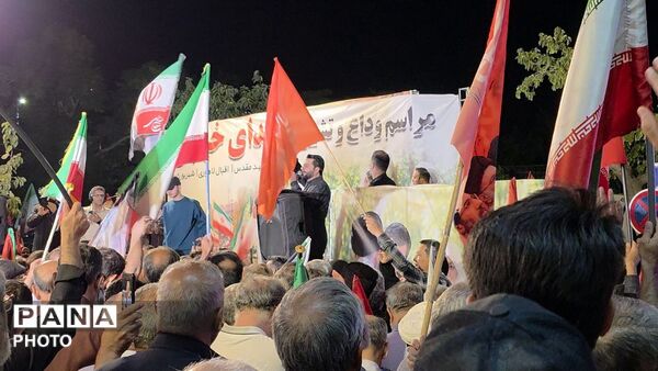 وداع مشهدی‌ ها با لاله‌های خونین خیابان اقبال لاهوری در بلوار وکیل‌ آباد از قاب پانا