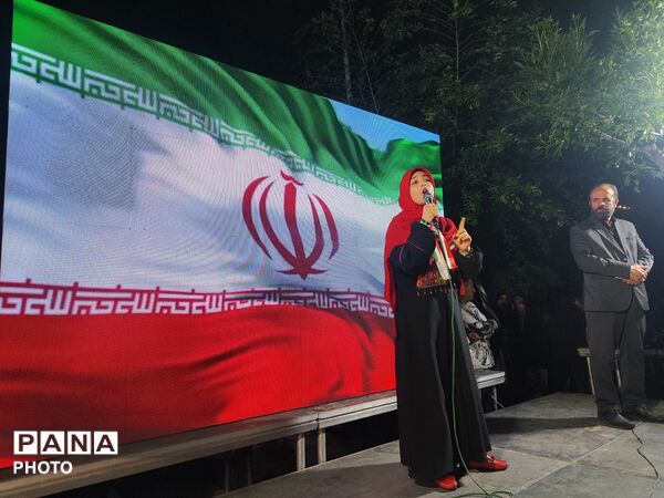 تجدید عهد و پیمان دوباره مردم کرج با رهبر انقلاب 