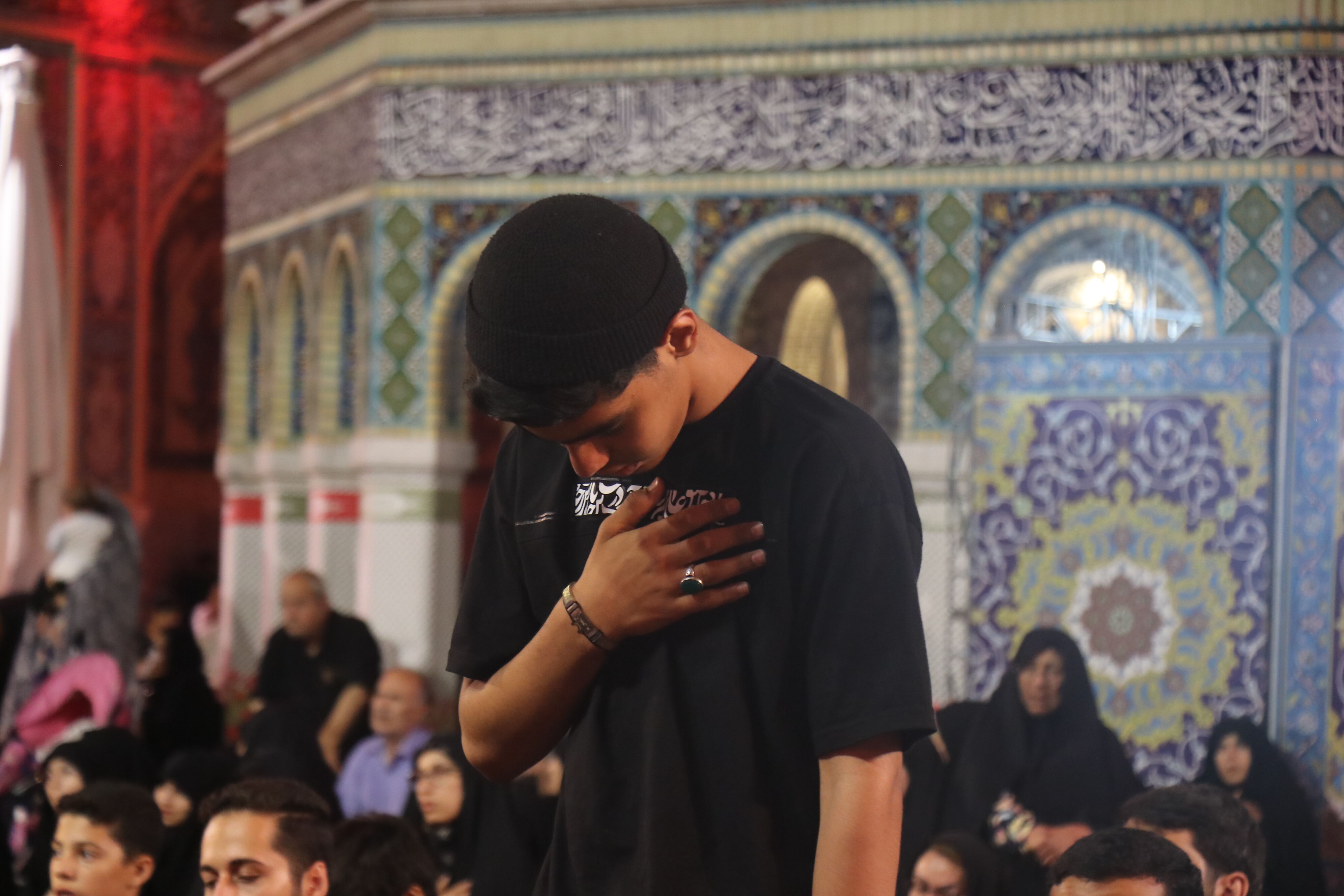عزاداری مردم سمنان در حسینیه حرم مطهر رضوی