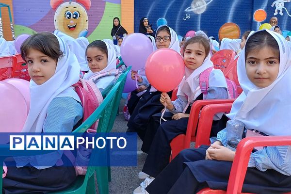 جشن شکوفه‌ها در شهرستان ورامین