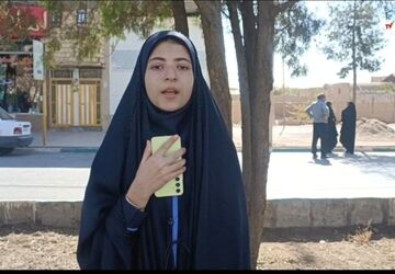 روایت دانش‌اموزخبرنگار پانا مهریز از راهپیمایی روز دانش‌آموز