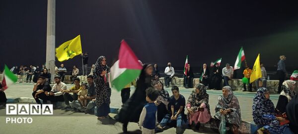 برگزاری تجمع شبانه شهروندان در بندرعباس