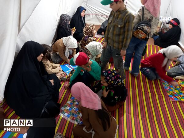 پنجاه و شش شب در میدان پای کار ایران