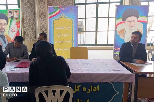 میز خدمت آموزش و پرورش خراسان شمالی در نماز جمعه؛ پاسخگویی مستقیم به مطالبات مردم