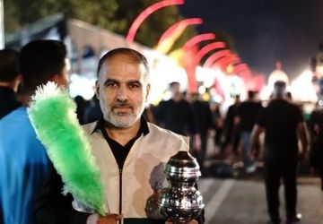 هرچند جامانده اییم اما دلتنگی مان پرچم دار عشق است