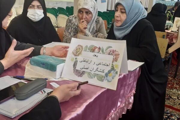 جلسات هم اندیشی مدیران در راستای تراز شدن مدارس شهرری