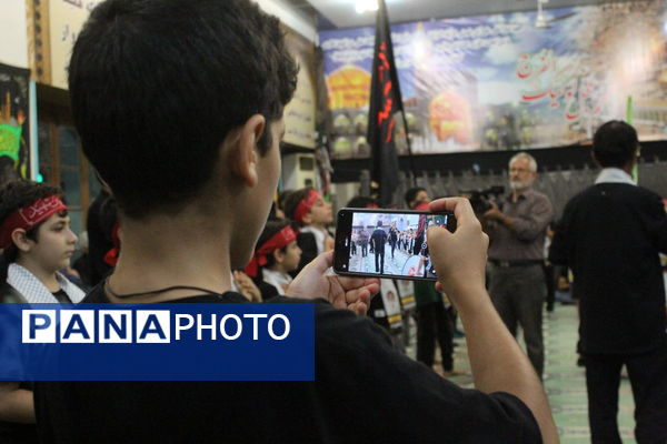 سوگواره احلی من العسل در گلوگاه 