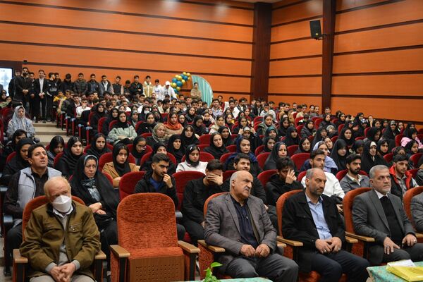 تجلیل از افتخارآفرینان کنکور