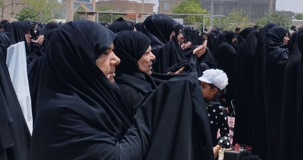 برگزاری نماز ظهر عاشورا در خلیل آباد 