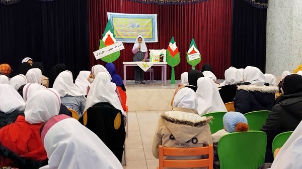 کانون پر از نور، لبخند و شادی در لاران