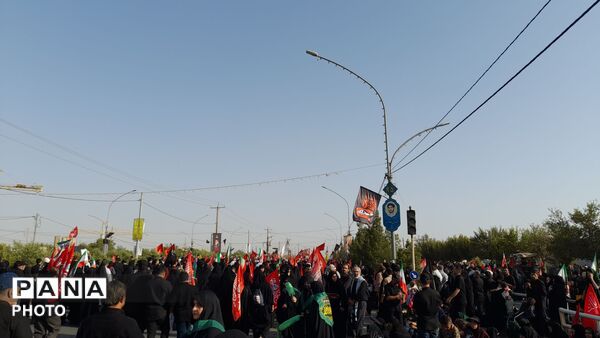 قم غرق در ماتم؛ تجلی پیوند ناگسستنی مردم با ولایت