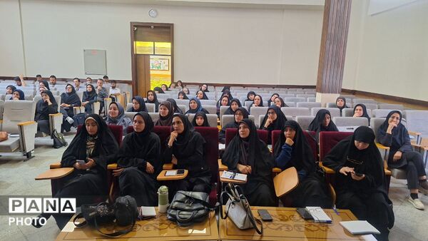 گامی برای توانمندسازی مراقبین سلامت مدارس در ناحیه ۶