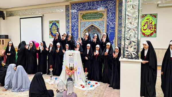 شور و شادی میلاد منجی عالم در دارالقرآن امام حسین (ع) ناحیه ۶ مشهد