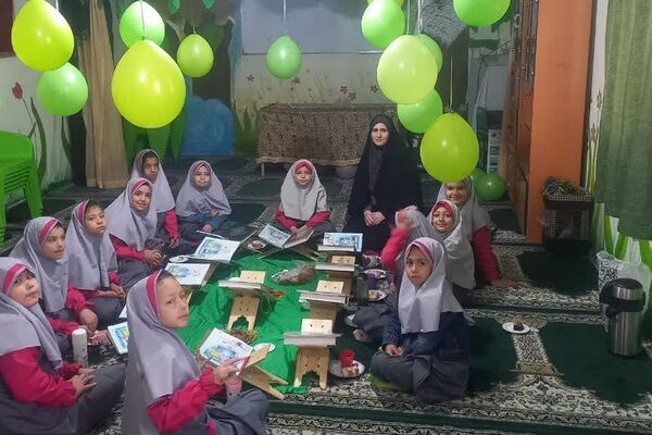 برگزاری محافل انس با قرآن در مدارس ابتدایی  رودهن 