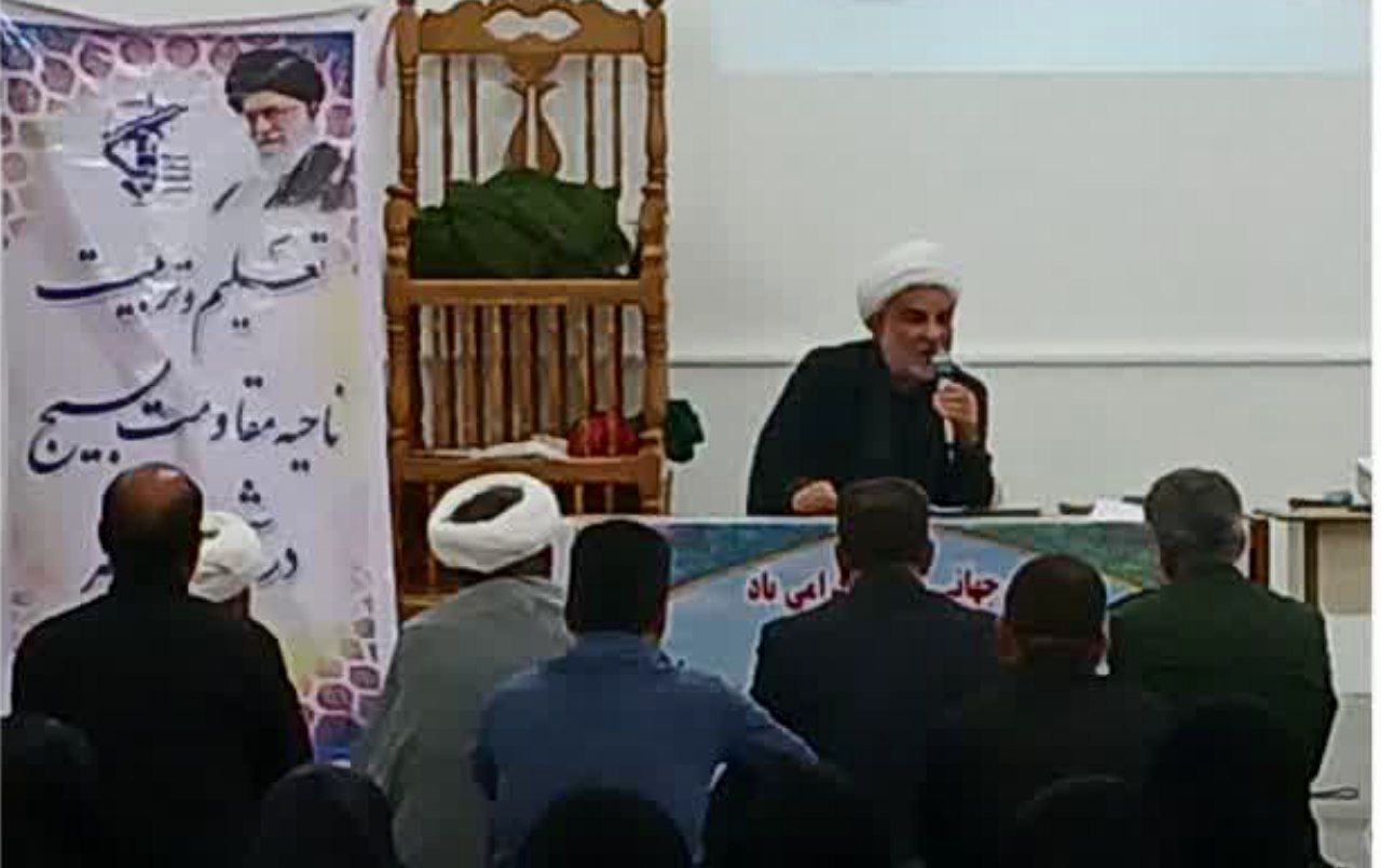 مسجد نه تنها محل عبادت است، بلکه محور علم، همدلی و کمک به محله است 