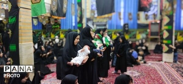 طنین لای‌لای مادران یکن‌آباد در سوگ کوچک‌ترین سرباز کربلا