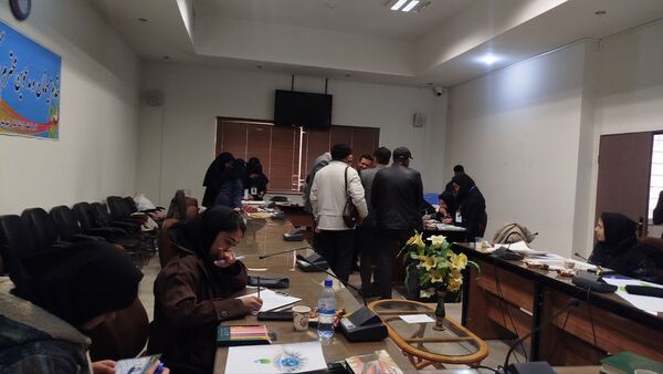 گردهمایی دانش‌آموزان هنرمند کبودرآهنگ در قالب «پرسش مهر»