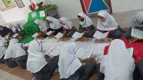 برگزاری محفل شمیم قرآن در مدارس خاتم 