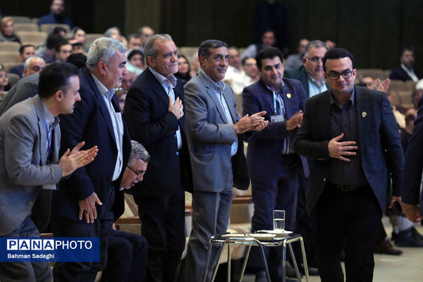 مراسم روز پزشک با حضور رئیس جمهوری