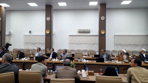 تماشای کشتی المپیک در استانداری مازندران با حضور وزیر آموزش و پرورش