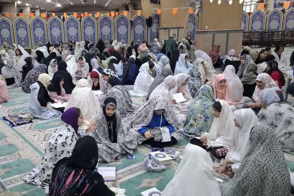 افتتاحیه اعتکاف دختران چهاردانگه