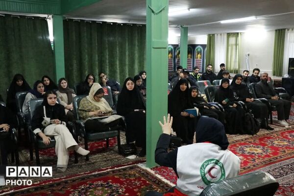 دومین کارگاه رایگان امداد و نجات در مسجد یا قمربنی هاشم(ع) کمالشهر کرج