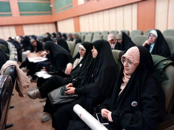 همایش مسئولان انجمن اسلامی مدارس استان همدان