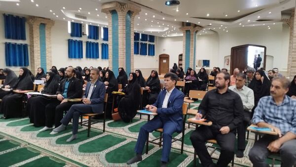 جلسه مدیران مدارس قطب شمال استان اصفهان