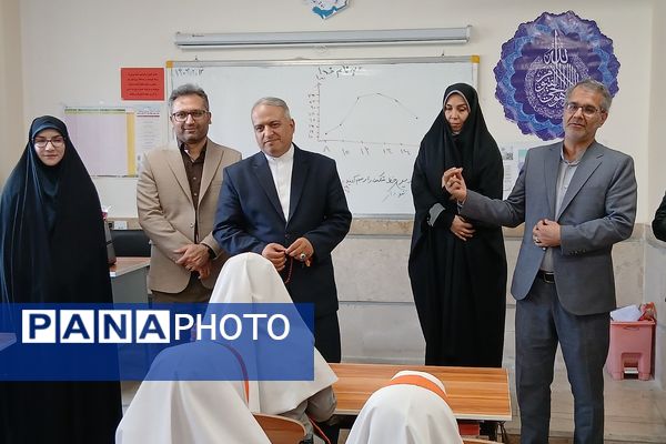 آیین سپاس معلم اداره کل آموزش و پرورش شهرستانهای تهران در کهریزک 