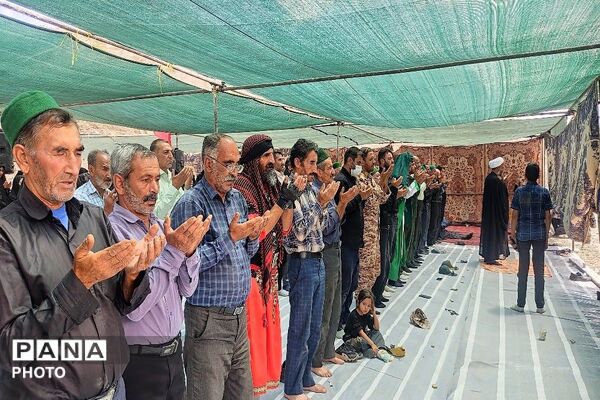 پخت حلیم در روز اربعین حسینی شهر بار نیشابور