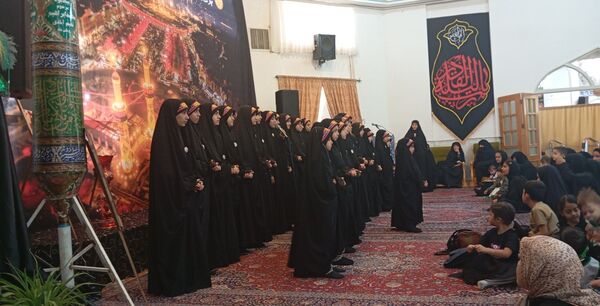 آیین شیرخوارگان حسینی در نخستین روز محرم در مساجد  نیشابور و شهر بار
