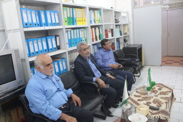 بازدید رئیس اداره خدمات آموزش و پرورش استان بوشهر از سازمان دانش‌آموزی استان