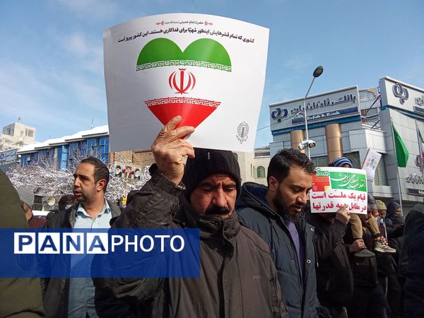 برگزاری راهپیمایی ۲۲ بهمن ماه در شهرستان نیشابور 