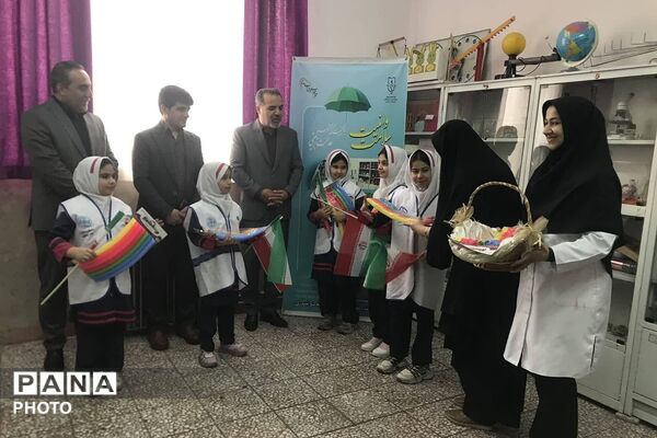 افتتاح اتاق بهداشت به مناسبت هفته سلامت در دبستان حنانه شهرری