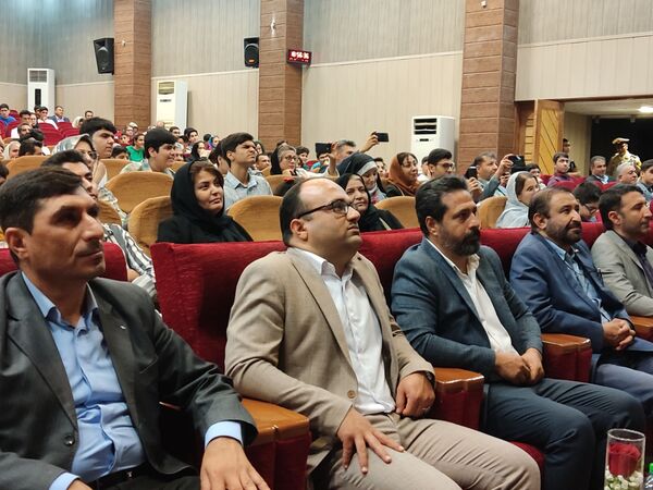 جشن ستارگان دبیرستان هیأت امنایی توحید دوره اول