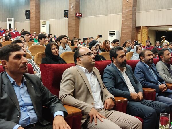 جشن ستارگان دبیرستان هیأت امنایی توحید دوره اول