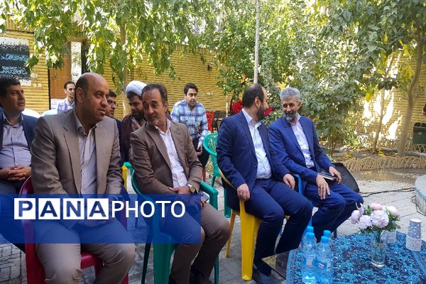 افتتاحیه کافه دخترونه در کانون فرهنگی پانزده خرداد مشهد