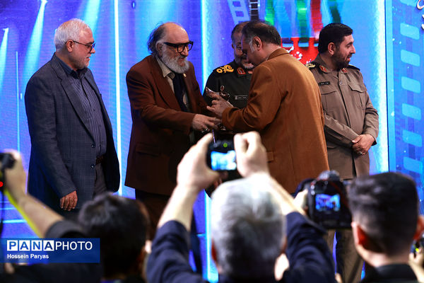 مراسم افتتاحیه هجدهمین جشنواره فیلم مقاومت