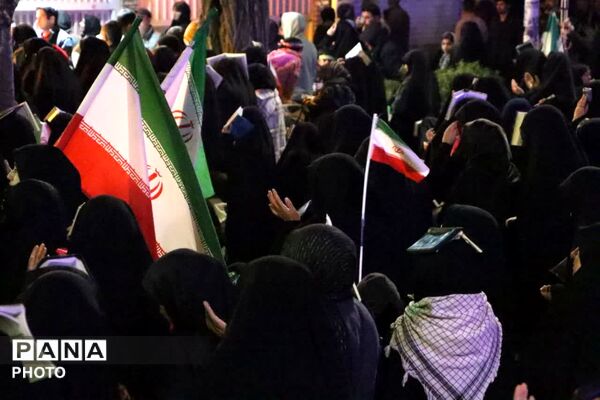 احیا در اولین شب قدر و هشتمین شب مراسم شهادت قائد امت آیت الله خامنه ای 