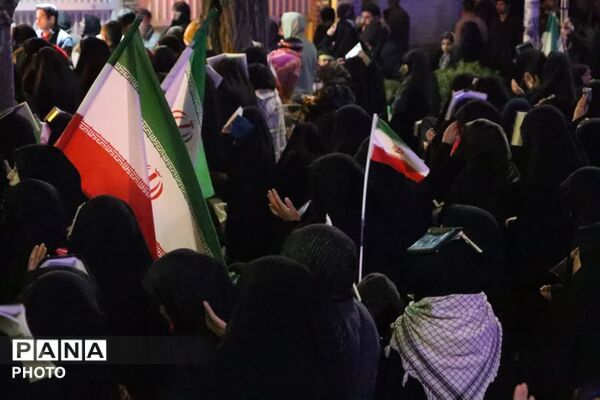 احیا در اولین شب قدر و هشتمین شب مراسم شهادت قائد امت آیت الله خامنه ای 