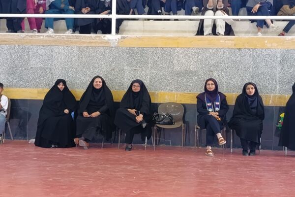 برگزاری جشن روز دختر در سالن کارگر فاروج