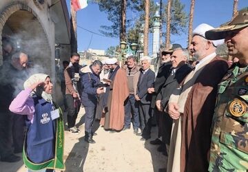 گلباران مزار مطهر شهدای امامزاده عمادالدین(ع)